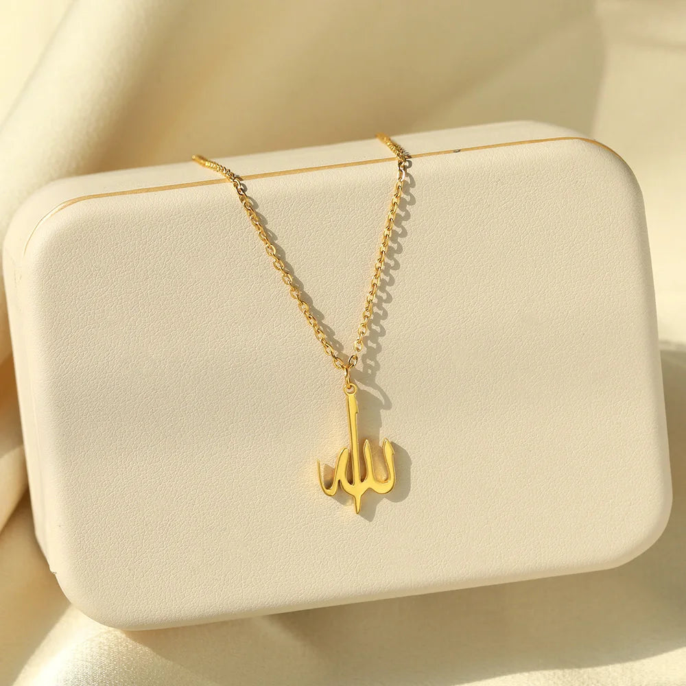 Personalised Letter (Love, God, Patience) in Arabic Necklaces Women